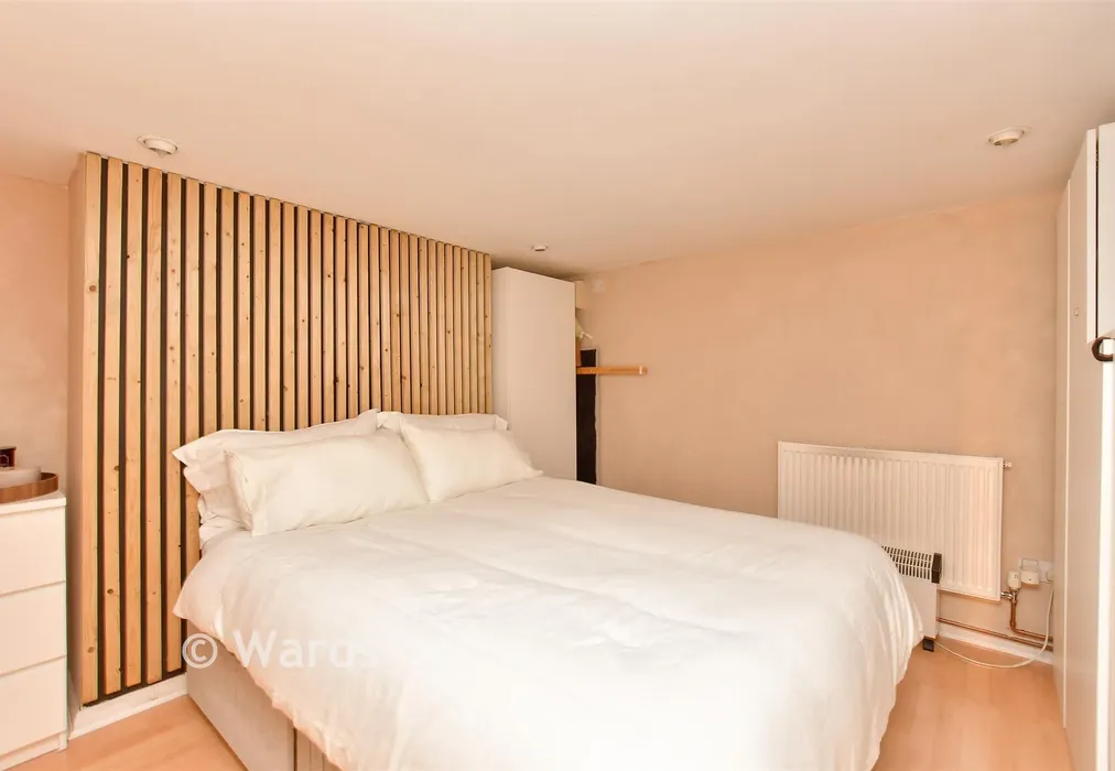 Cellar Room 2 - Granville Road, Gillingham, Kent - Wards of Kent