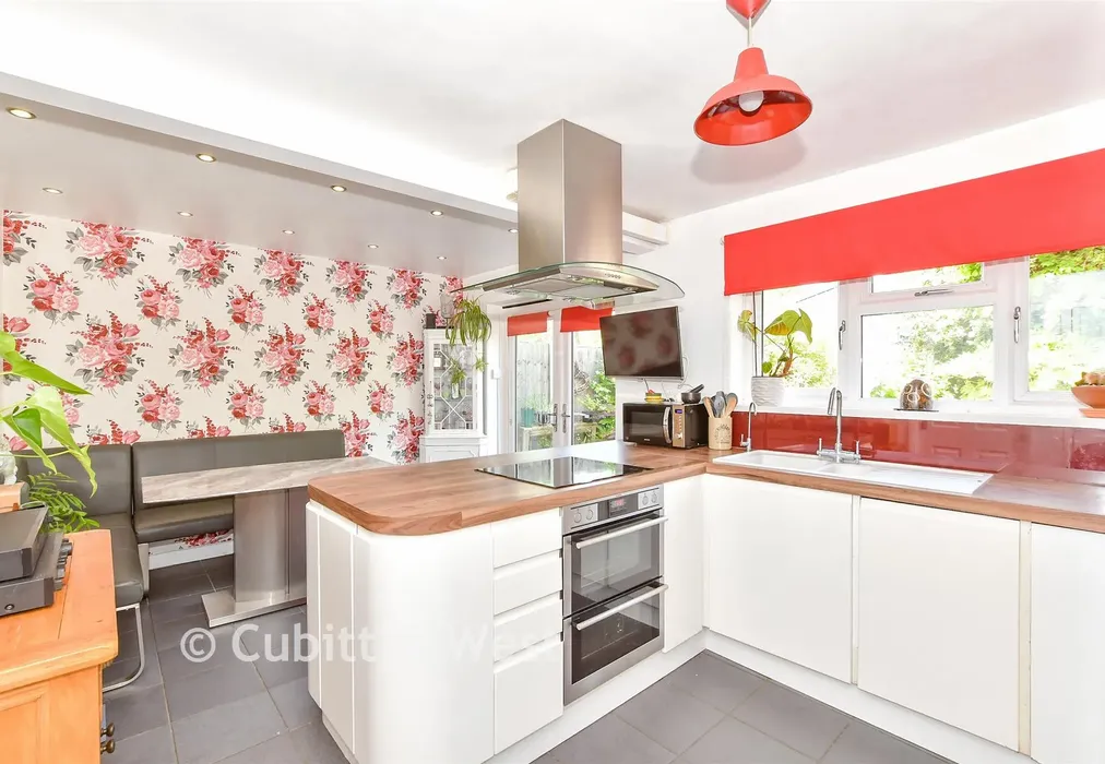 Kitchen/Diner - Ellesmere Orchard, Westbourne, Hampshire - Wards of Kent