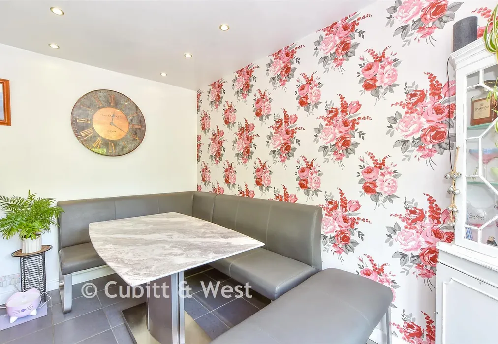 Kitchen/Diner - Ellesmere Orchard, Westbourne, Hampshire - Wards of Kent