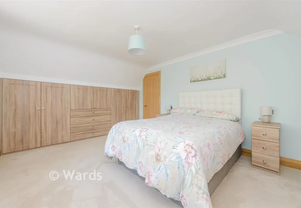 Bedroom 1 - Cheshunt Close, Meopham, Kent - Wards of Kent