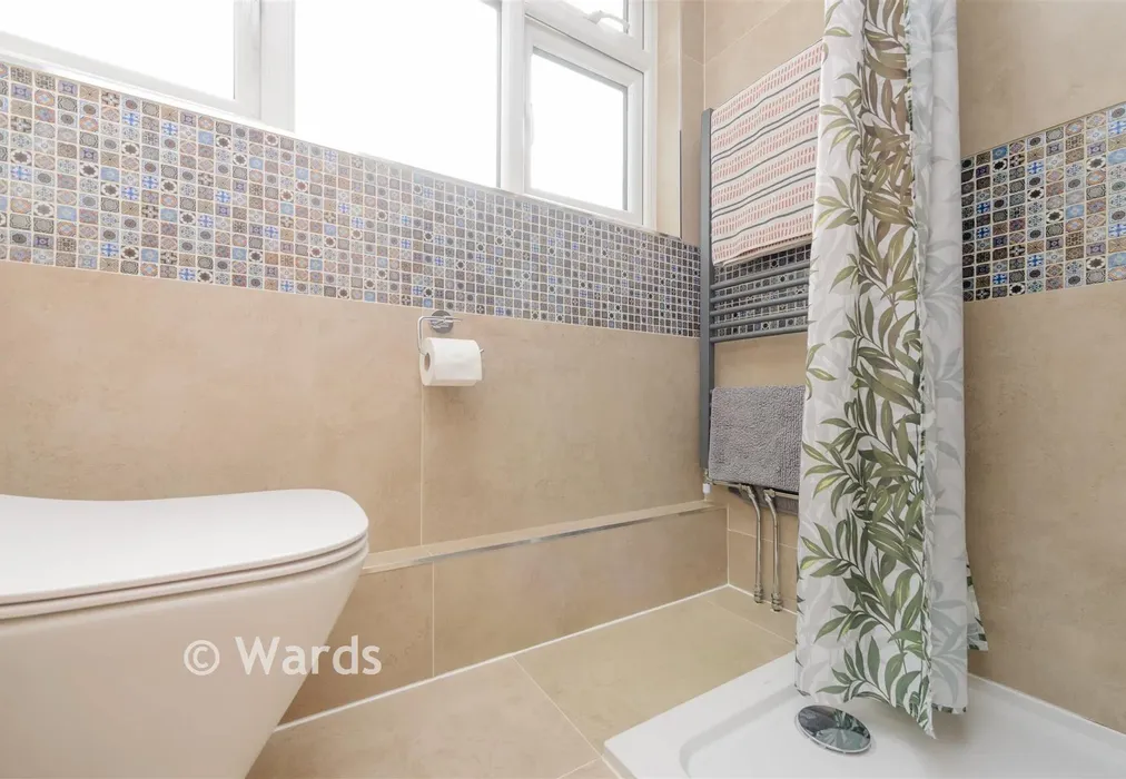 Shower Room - Cheshunt Close, Meopham, Kent - Wards of Kent