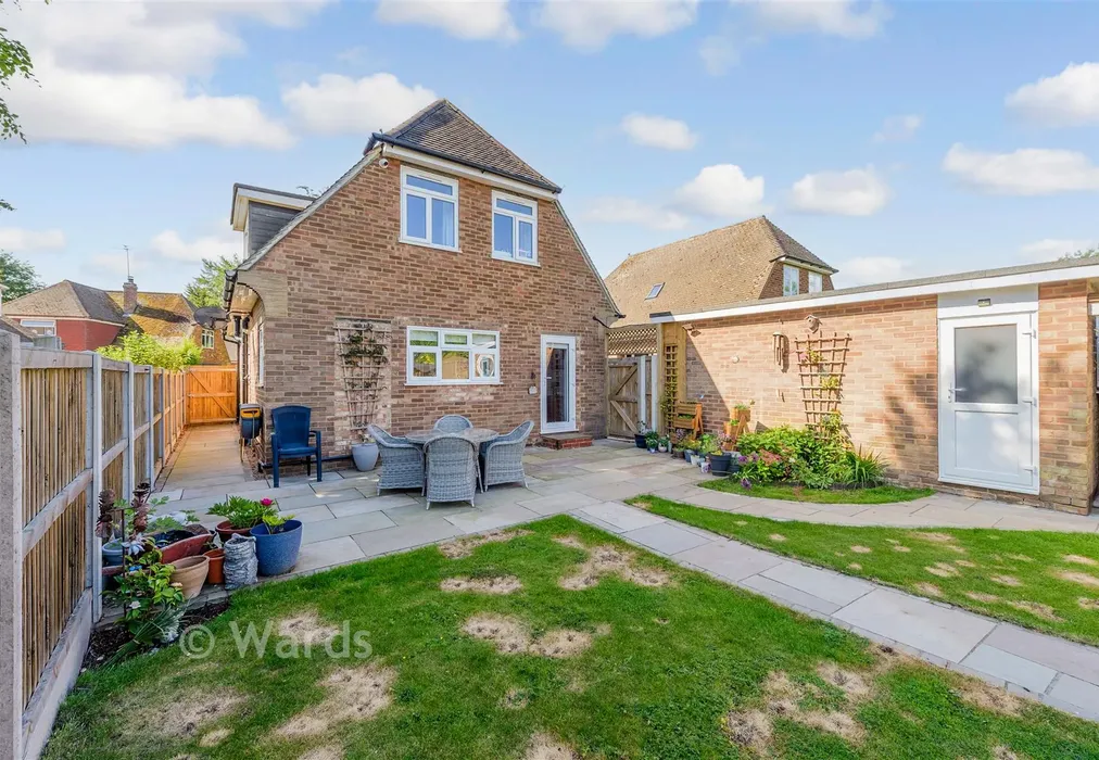 Rear Elevation - Cheshunt Close, Meopham, Kent - Wards of Kent