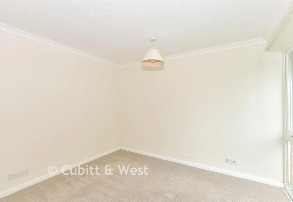 Study/ Bedroom 4 - Dunedin Drive, Caterham, Surrey - Wards of Kent