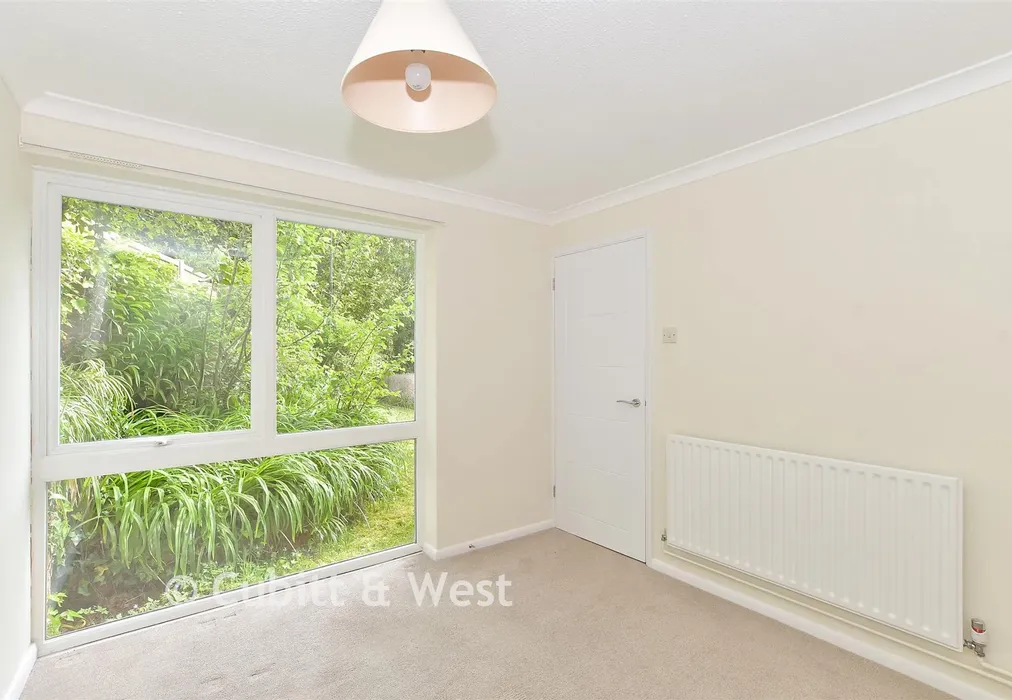 Study/ Bedroom 4 - Dunedin Drive, Caterham, Surrey - Wards of Kent