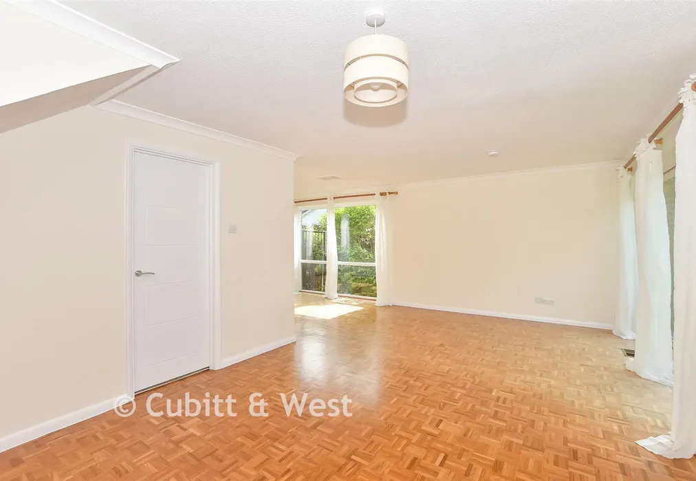 Lounge/Dining Room - Dunedin Drive, Caterham, Surrey - Wards of Kent