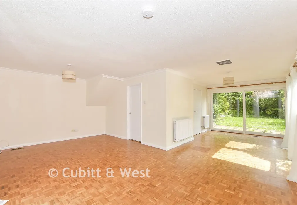 Lounge/Dining Room - Dunedin Drive, Caterham, Surrey - Wards of Kent