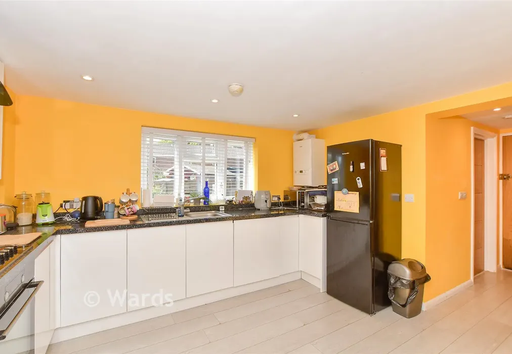 Kitchen/Diner/Lounge - Falmouth Place, Five Oak Green, Kent - Wards of Kent