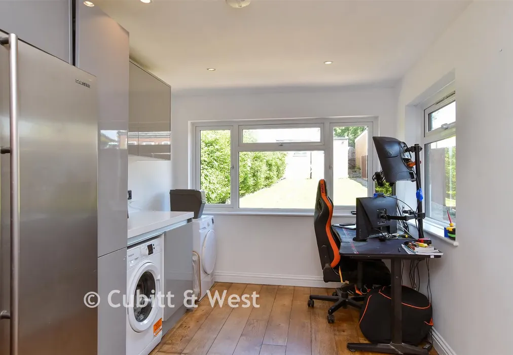 Utility/ Home Office - Sefton Road, Portslade, Brighton, East Sussex - Wards of Kent