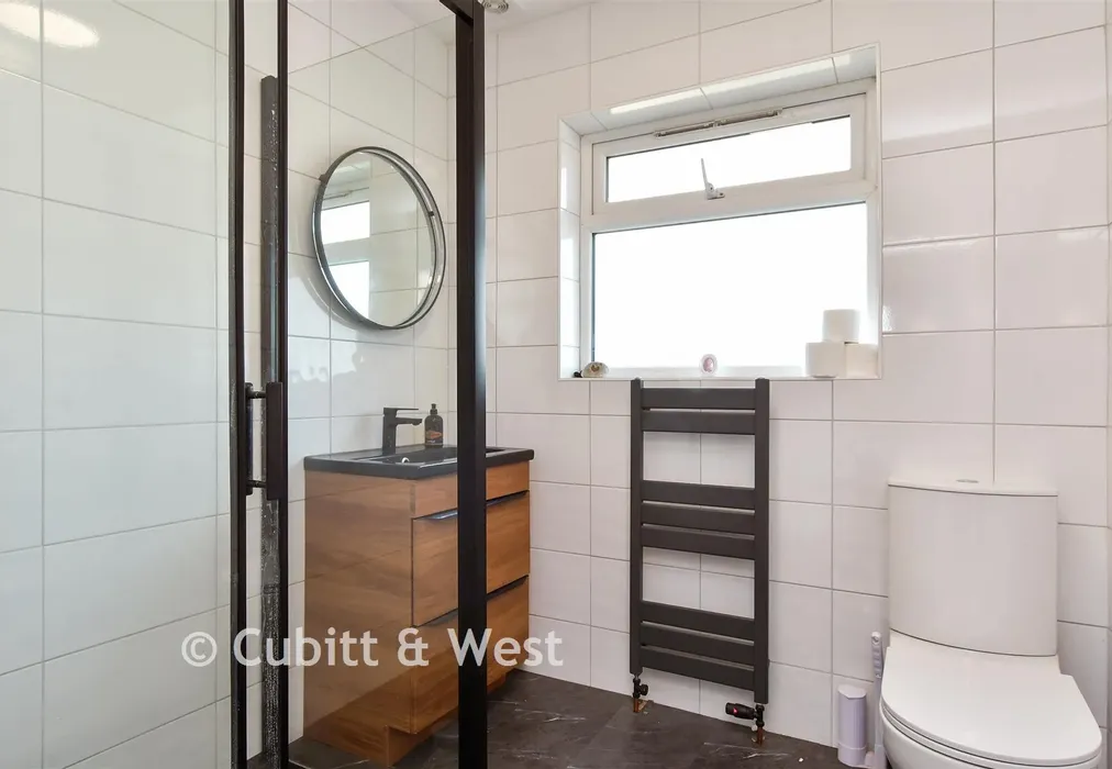Shower Room - Sefton Road, Portslade, Brighton, East Sussex - Wards of Kent