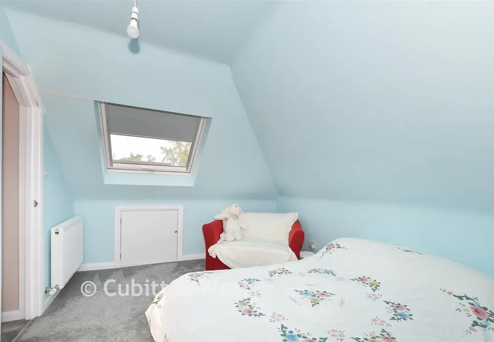 Bedroom 5 - Keymer Road, Burgess Hill, West Sussex - Wards of Kent