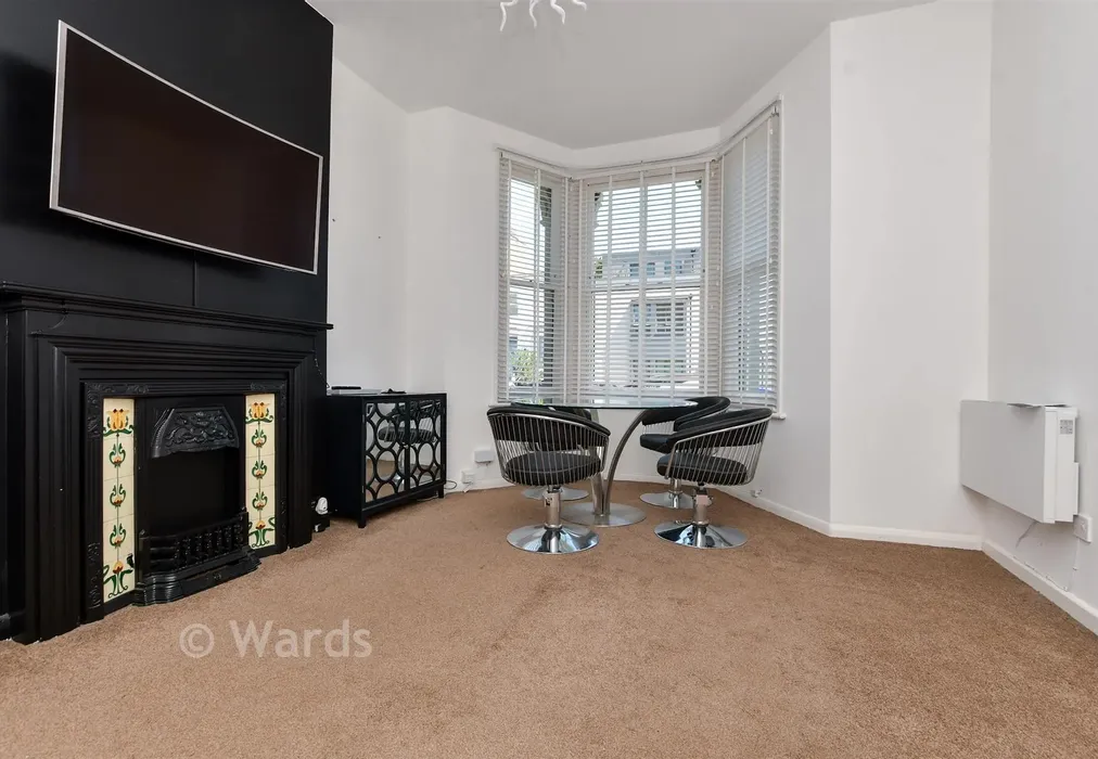 Lounge - Sweyn Road, Cliftonville, Margate, Kent - Wards of Kent
