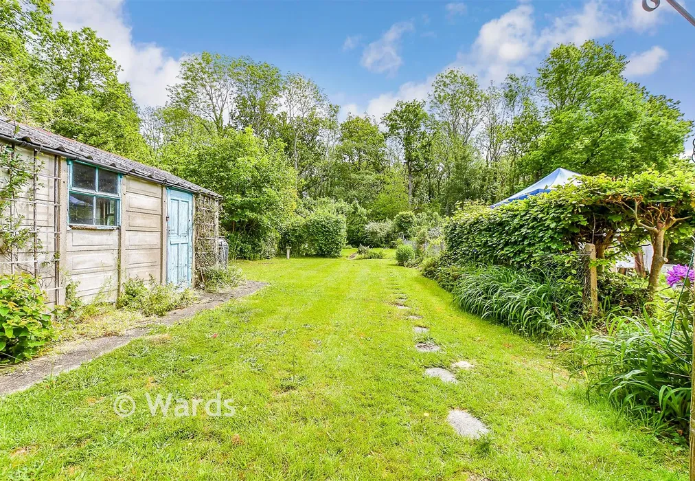 Rear Garden - Fernholt, Tonbridge, Kent - Wards of Kent