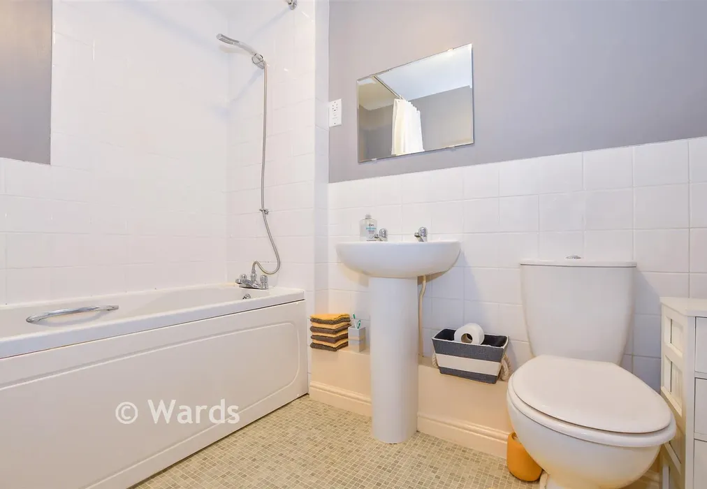 Bathroom - Melrose Close, Maidstone, Kent - Wards of Kent