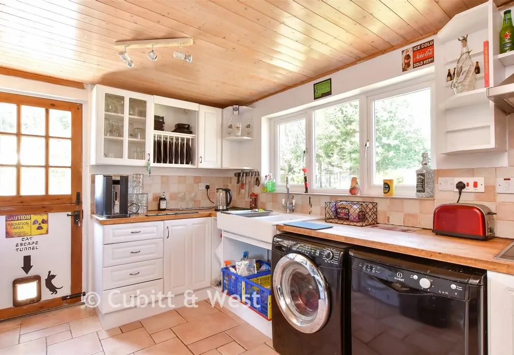 Kitchen - Dacre Road, Herstmonceux, Hailsham, East Sussex - Wards of Kent
