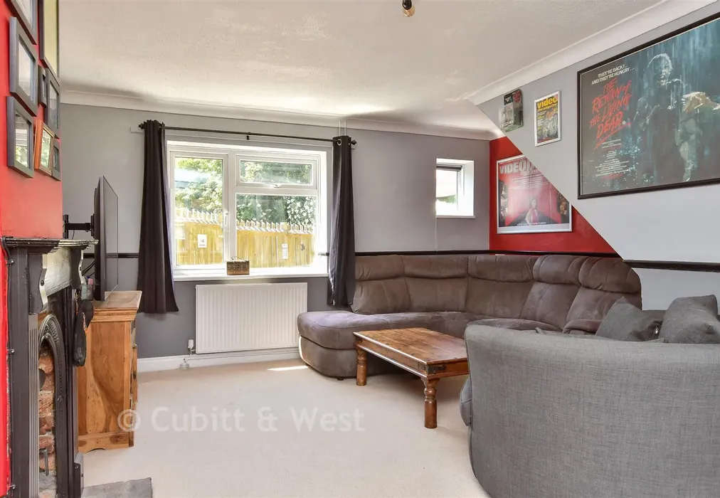 Lounge - Dacre Road, Herstmonceux, Hailsham, East Sussex - Wards of Kent