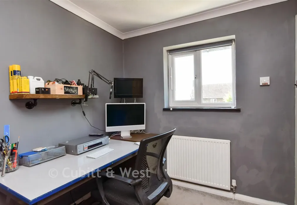 Bedroom 3 - Dacre Road, Herstmonceux, Hailsham, East Sussex - Wards of Kent