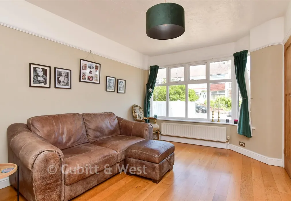 Lounge - Portfield Avenue, Brighton, East Sussex - Wards of Kent