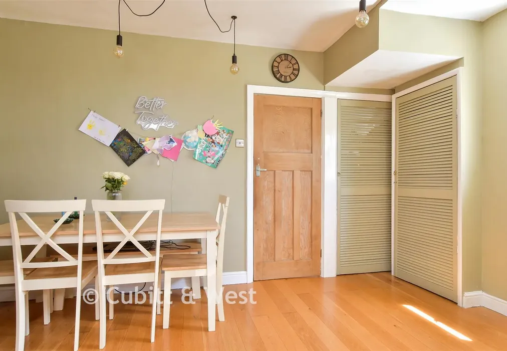 Dining Area - Portfield Avenue, Brighton, East Sussex - Wards of Kent