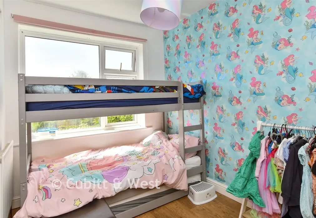 Bedroom 2 - Portfield Avenue, Brighton, East Sussex - Wards of Kent