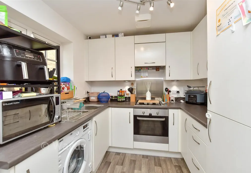 Kitchen/Diner - Goldfinch Drive, Faversham, Kent - Wards of Kent