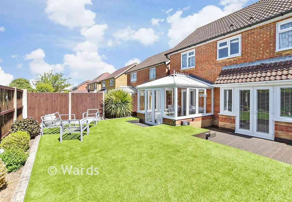 Rear Garden - Geddes Close, Hawkinge, Kent - Wards of Kent
