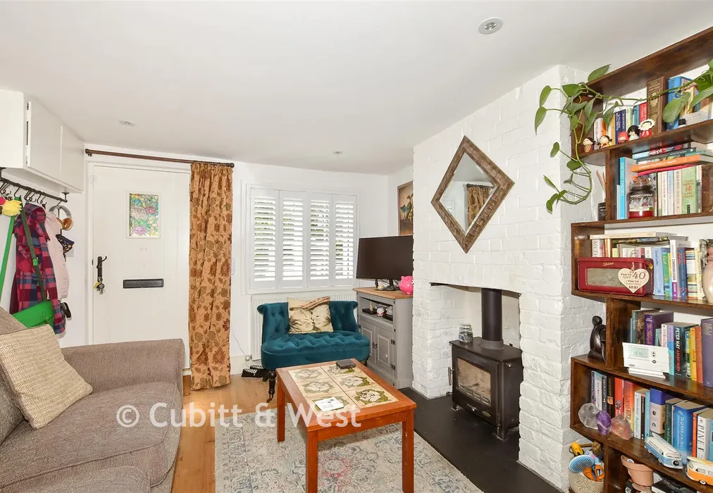 Lounge/ Diner - North Row, Uckfield, East Sussex - Wards of Kent