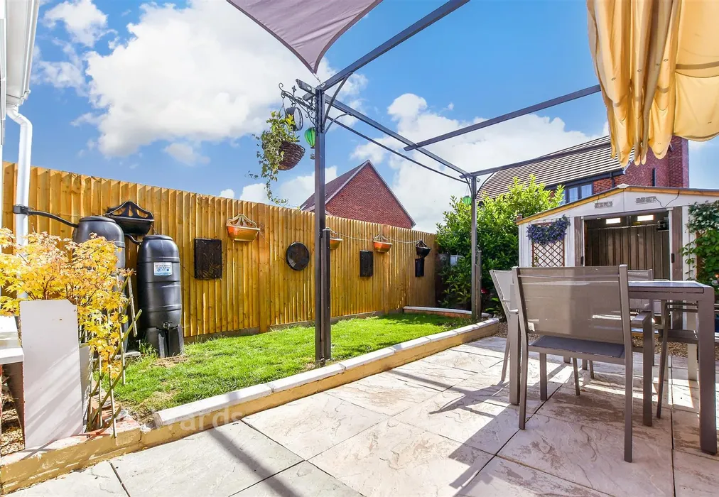 Patio / Decking - Dumbrell Drive, Paddock Wood, Kent - Wards of Kent