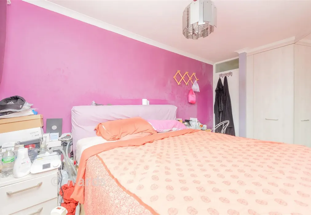 Bedroom 1 - Wells Road, Strood, Rochester, Kent - Wards of Kent