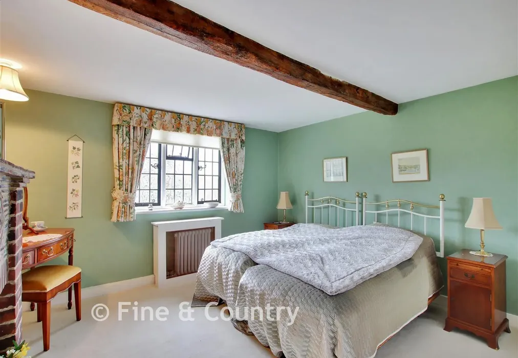 Bedroom - Wadhurst Road, Mark Cross, East Sussex - Wards of Kent
