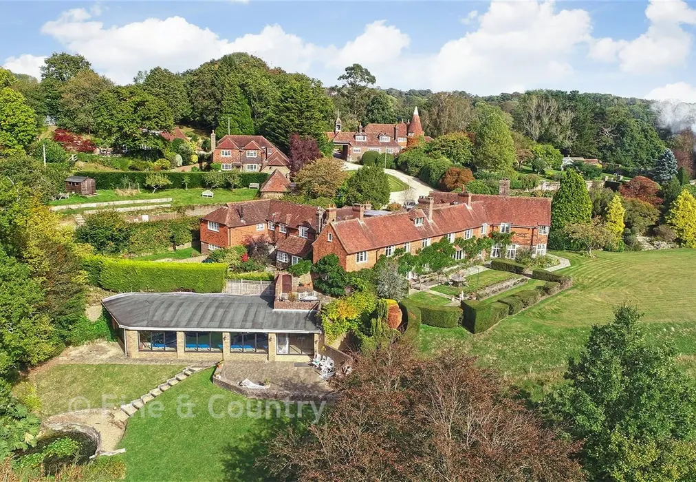 Rear - Wadhurst Road, Mark Cross, East Sussex - Wards of Kent