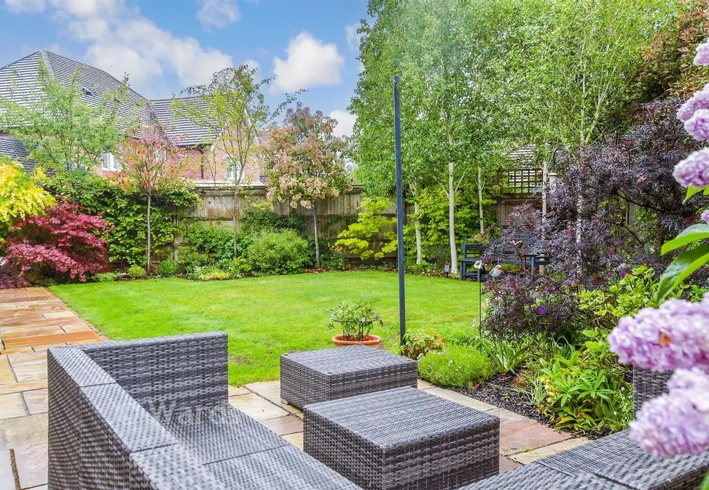 External Lifestyle Photograph - Godfrey Meadow, Hollingbourne, Maidstone, Kent - Wards of Kent