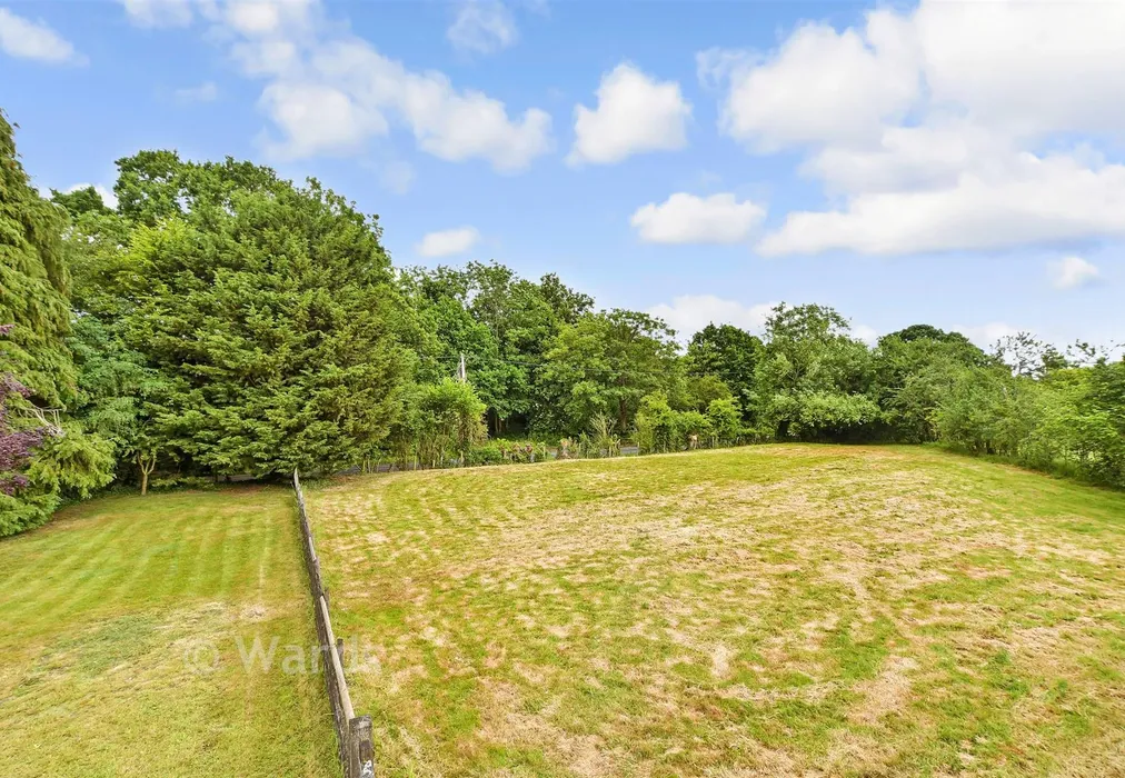 Rear Garden - Tenterden Road, Appledore, Kent - Wards of Kent