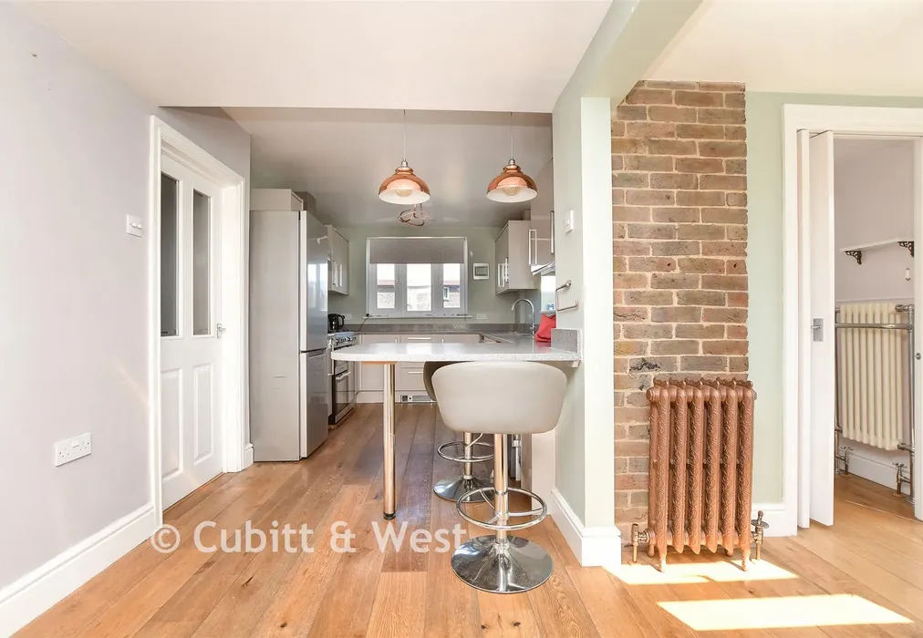 Kitchen - Radstock Way, Merstham, Surrey - Wards of Kent