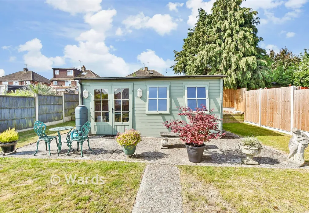 Workshop - Arthur Road, Rainham, Gillingham, Kent - Wards of Kent