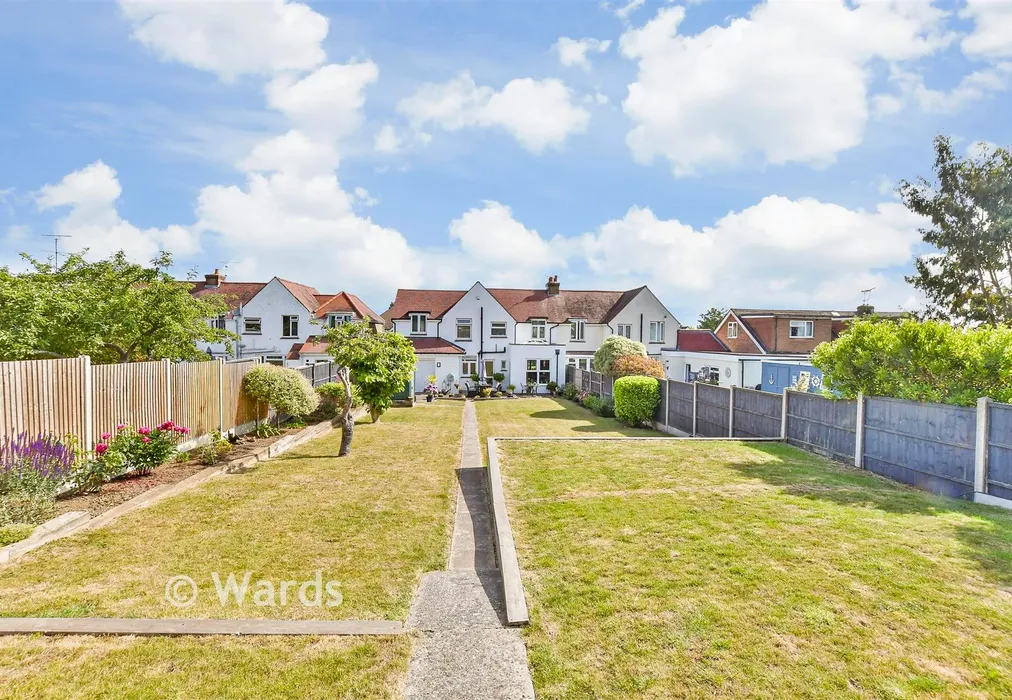 Rear Garden - Arthur Road, Rainham, Gillingham, Kent - Wards of Kent