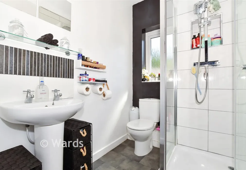 En-Suite Shower Room - Thomas Rider Way, Boughton Monchelsea, Kent - Wards of Kent