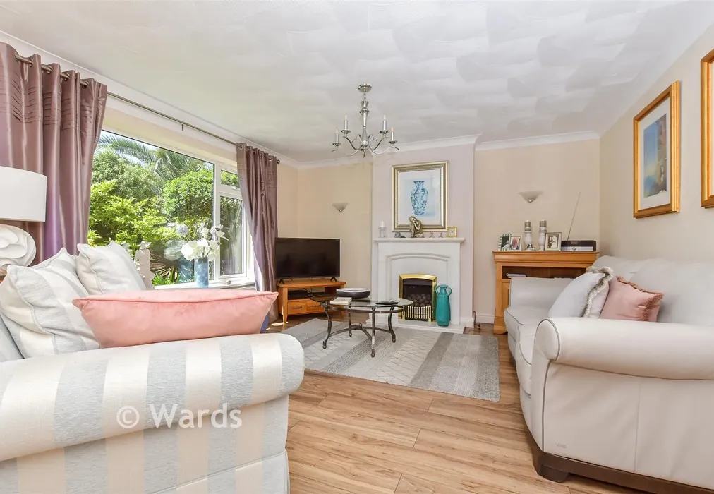 Lounge/Diner - Selsea Avenue, Herne Bay, Kent - Wards of Kent