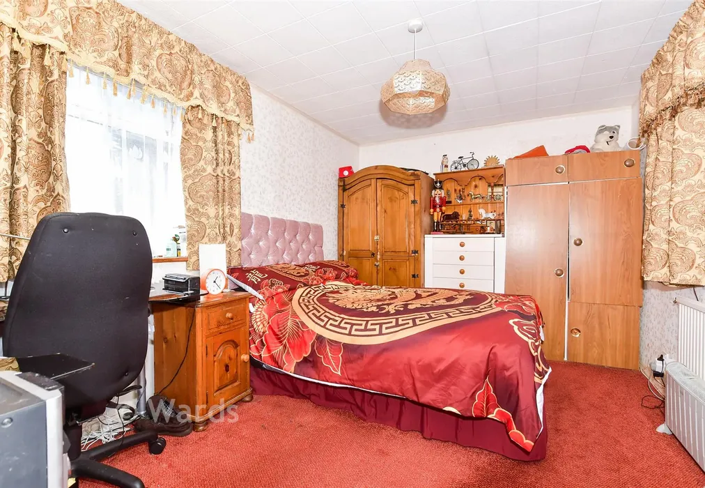 Bedroom 3 - The Valley, Coxheath, Maidstone, Kent - Wards of Kent