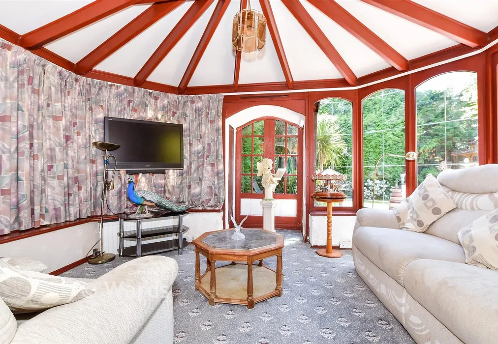 Conservatory - The Valley, Coxheath, Maidstone, Kent - Wards of Kent