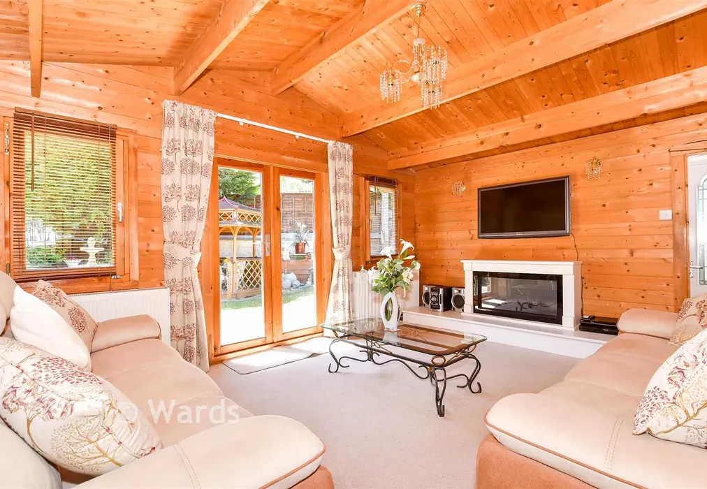 Room 1 - The Valley, Coxheath, Maidstone, Kent - Wards of Kent