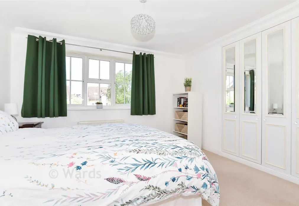 Bedroom 2 - Lockham Farm Avenue, Boughton Monchelsea, Kent - Wards of Kent