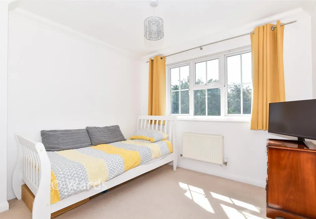 Bedroom 4 - Lockham Farm Avenue, Boughton Monchelsea, Kent - Wards of Kent