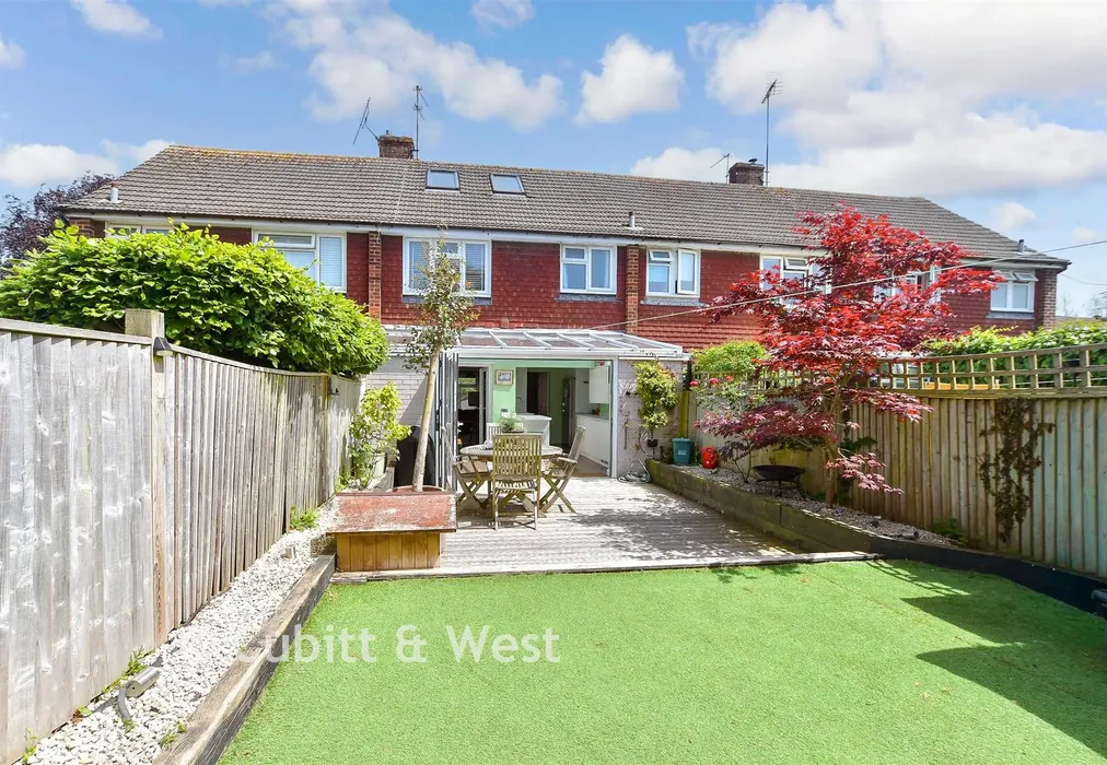 Rear Garden - Brookway, Lindfield, Haywards Heath, West Sussex - Wards of Kent
