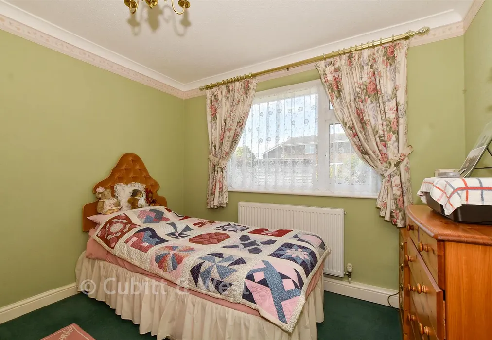 Bedroom 3 - Southway, Littlehampton, West Sussex - Wards of Kent
