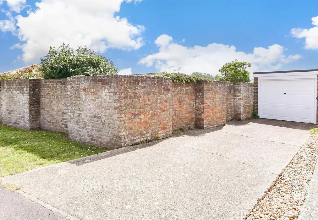 Driveway/Parking - Southway, Littlehampton, West Sussex - Wards of Kent
