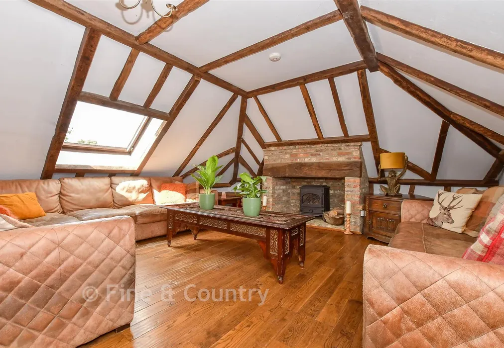 Lounge Area - Sweechgate, Broad Oak, Kent - Wards of Kent