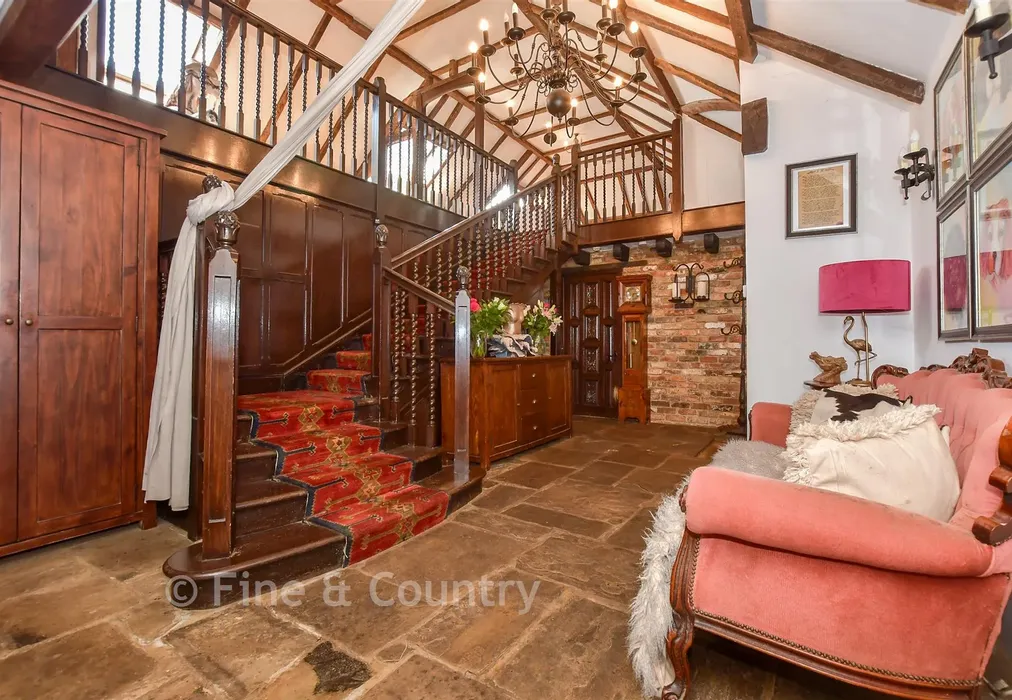 Internal Lifestyle Photograph - Sweechgate, Broad Oak, Kent - Wards of Kent