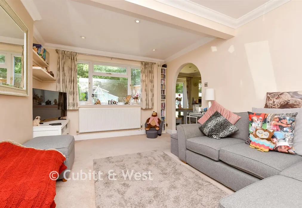 Lounge - Styles End, Bookham, Leatherhead, Surrey - Wards of Kent