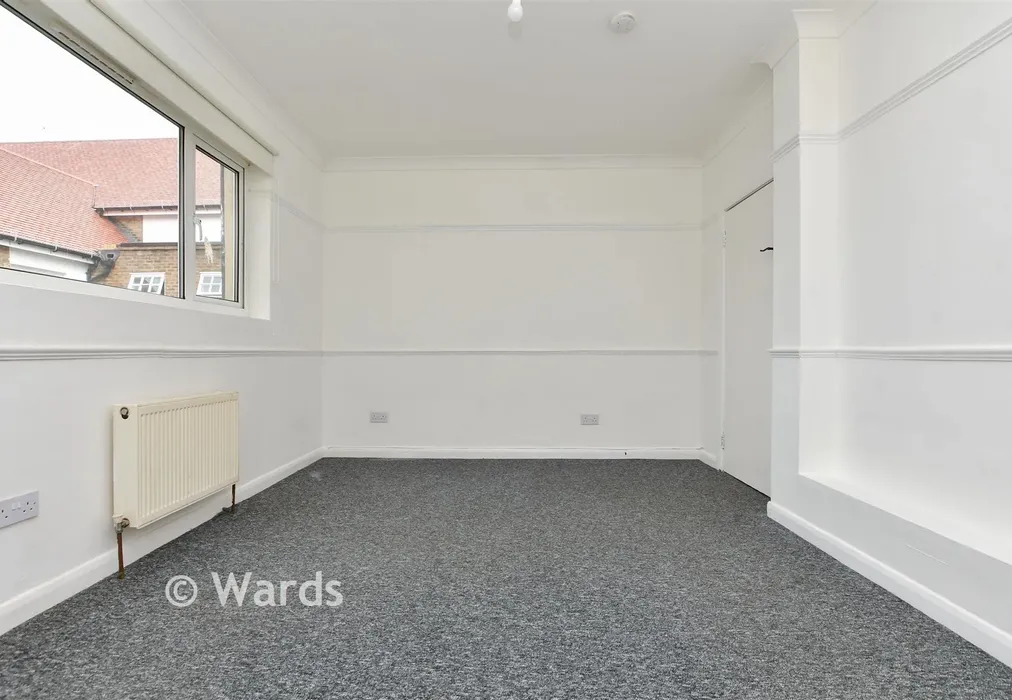 Bedroom 1 - New Cross Street, Margate, Kent - Wards of Kent