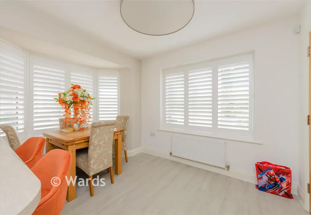 Kitchen/Diner - Peacock Close, Greenhithe, Kent - Wards of Kent